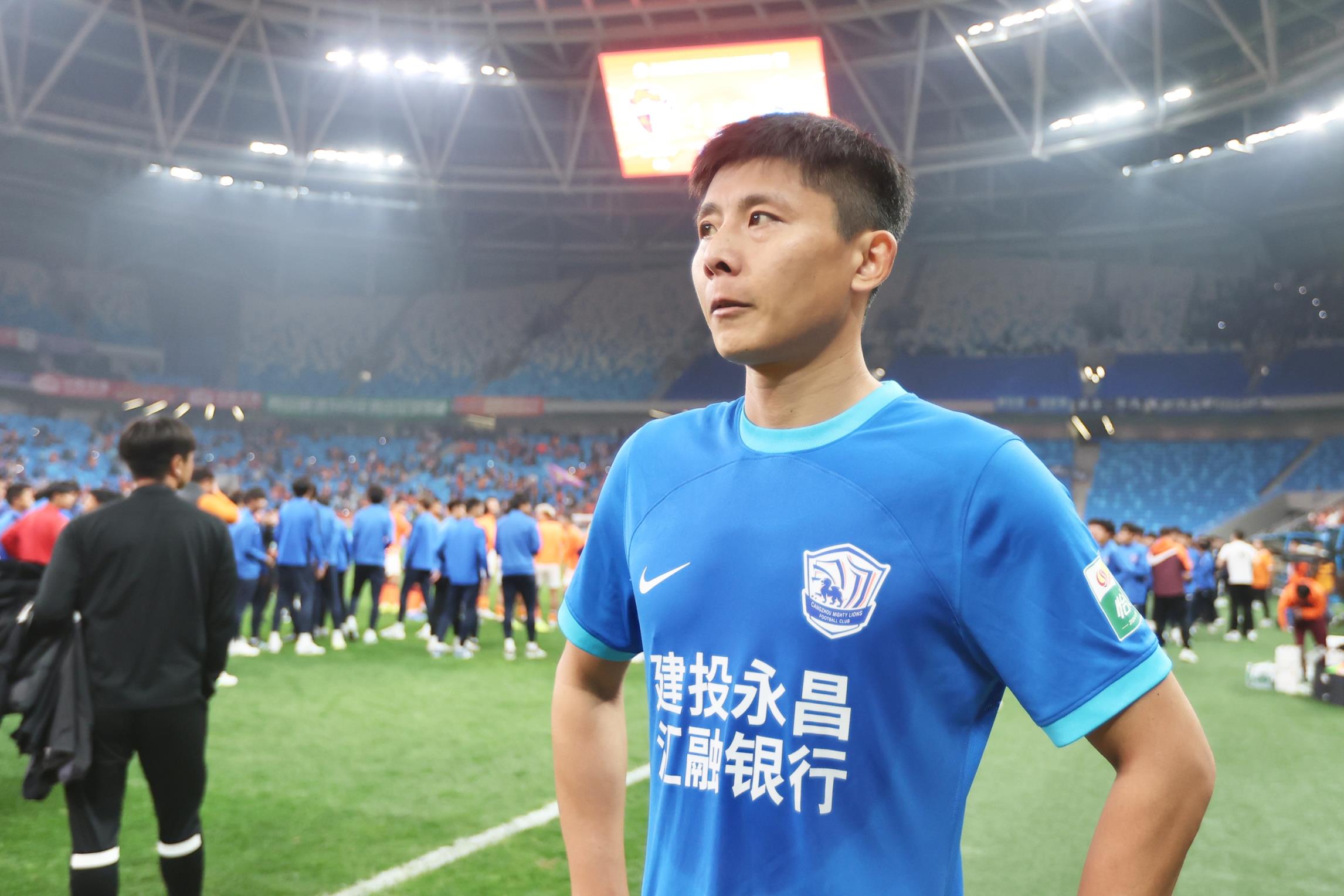 今天第5個！鄭凱木質(zhì)疑滄州：連續(xù)四年欠球員工資，還能過準(zhǔn)入？