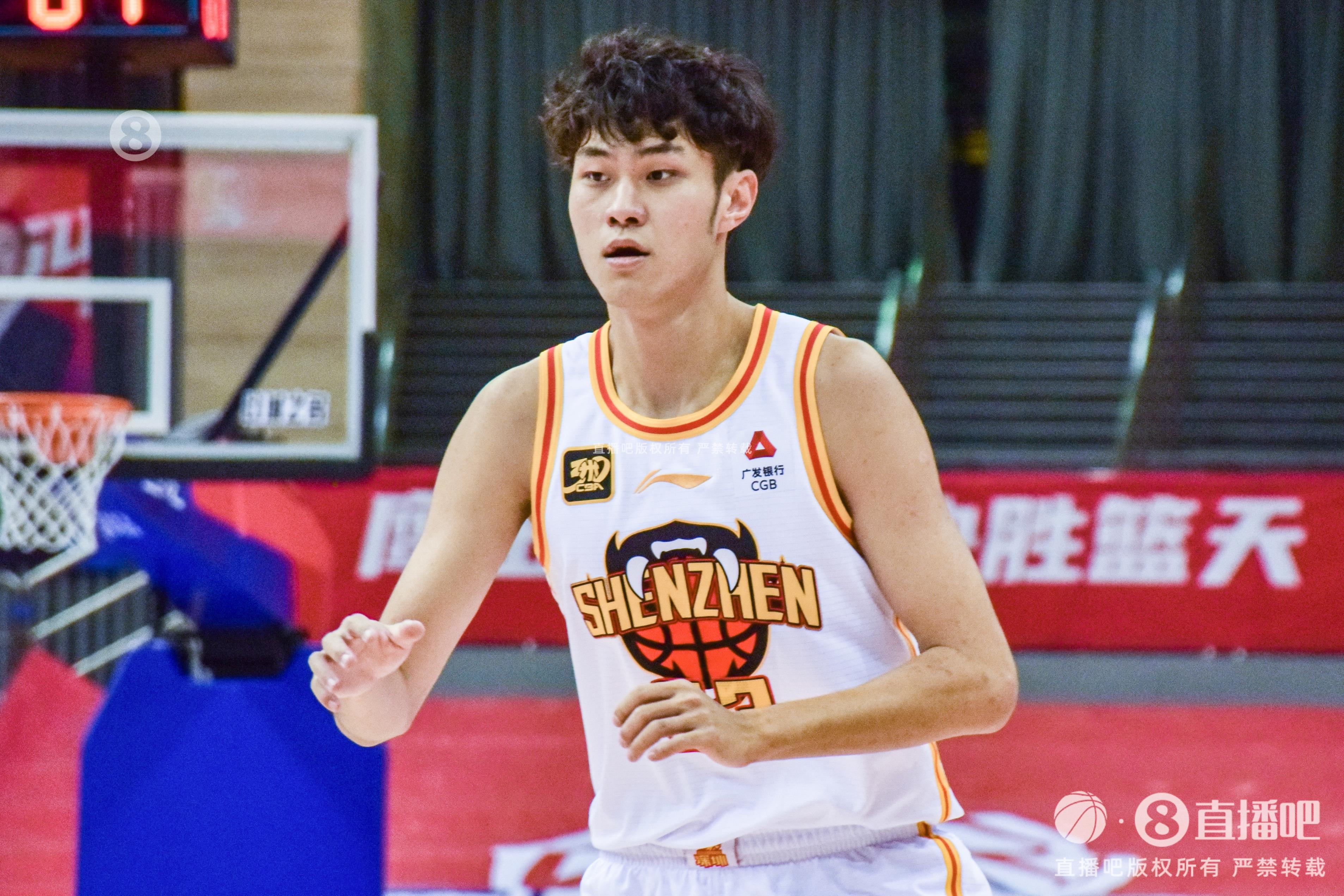 表現(xiàn)出色！王浩然14中7拿到20分3板6助2斷 正負(fù)值+30